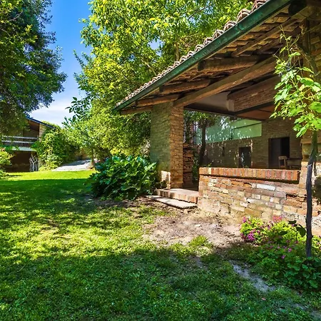 Typical Roero House With Langhe View And Private Park E Free Wifi Сasa de vacaciones Guarene