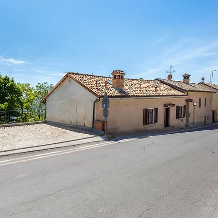Typical Roero House With Langhe View And Private Park E Free Wifi Сasa de vacaciones